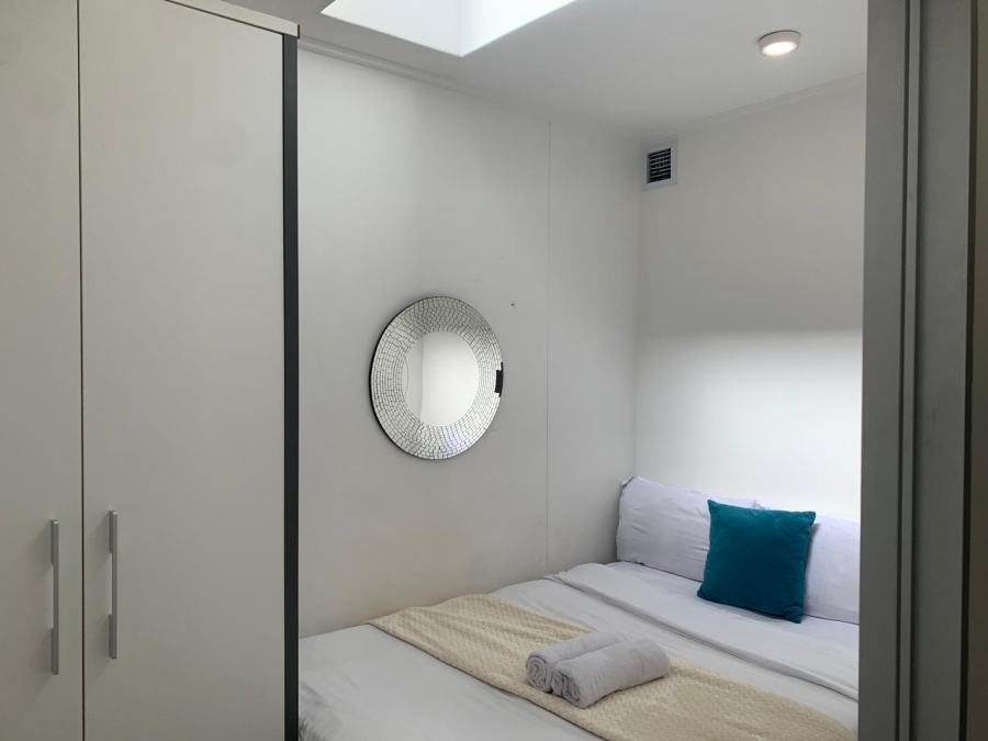 2 Bedroom Property for Sale in Woodstock Western Cape